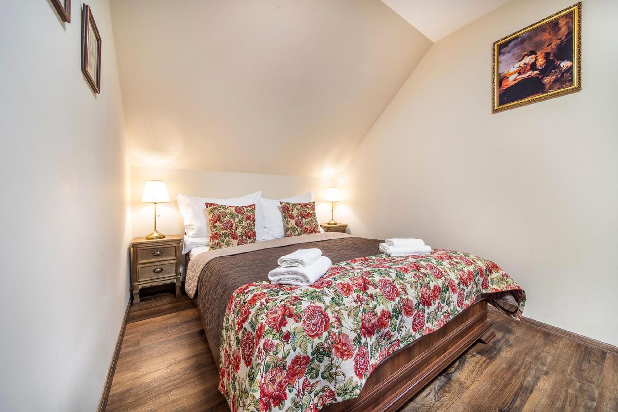 Room Mesi روزفادوف المظهر الخارجي الصورة